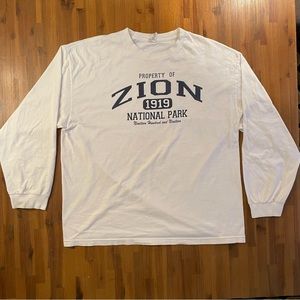 XL Zion national park long sleeve t shirt